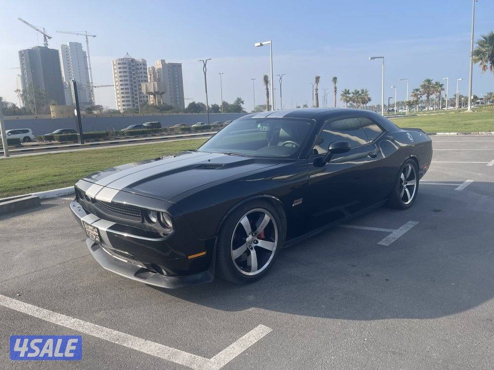 DODGE chalenger SRT8 ,6.4L دوج تشالنجر موديل ٢٠١٢2