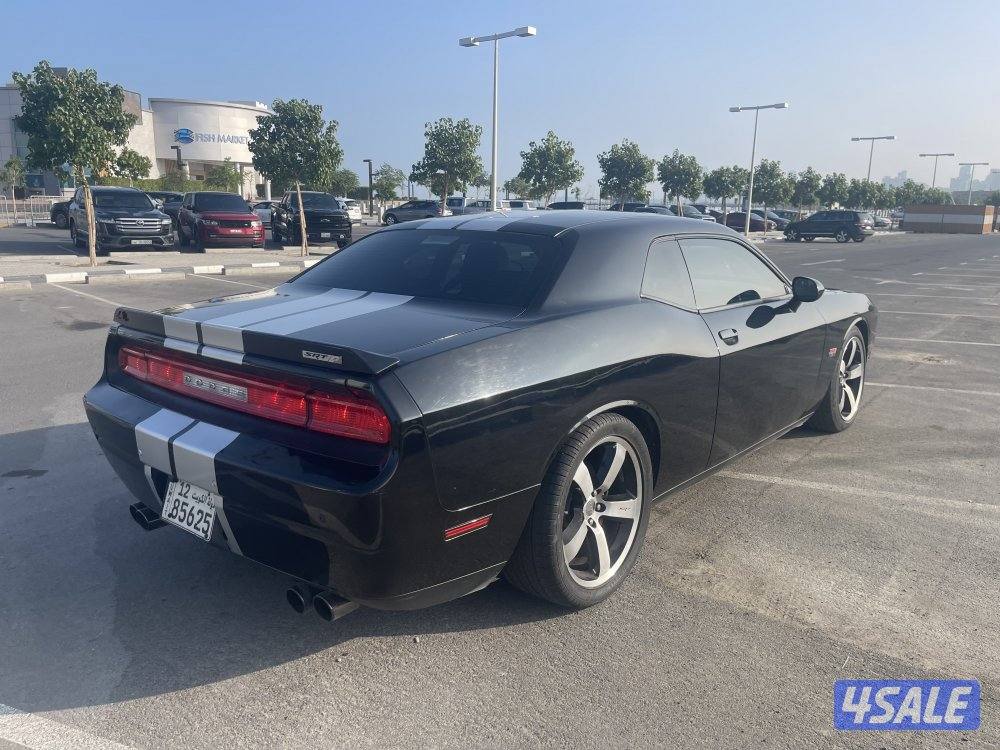 DODGE chalenger SRT8 ,6.4L دوج تشالنجر موديل ٢٠١٢9