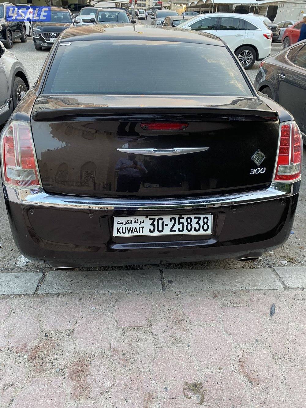 كرايسلر ٢٠١٣ للبيع بحاله ممتازه6