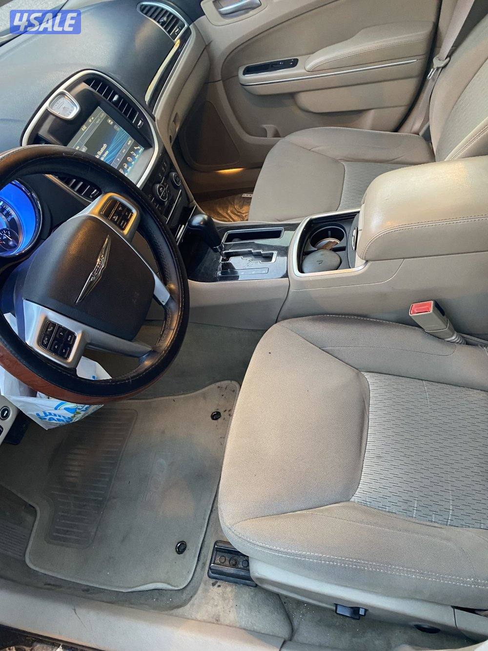 كرايسلر ٢٠١٣ للبيع بحاله ممتازه7