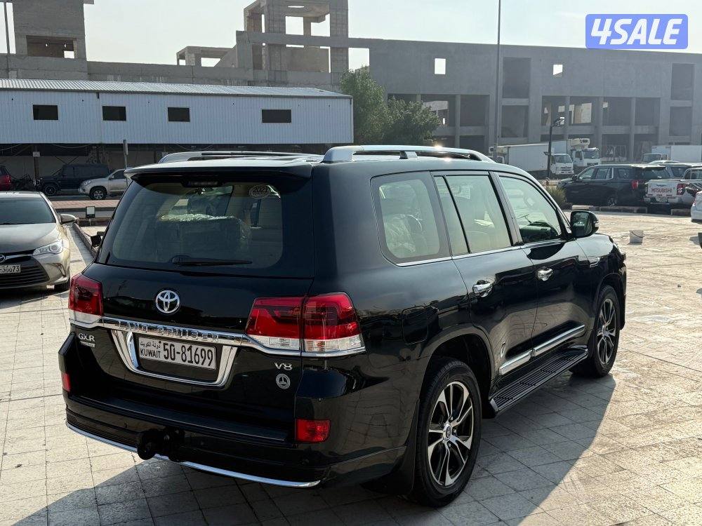 للبيع قراند تورينق ٢٠٢١2