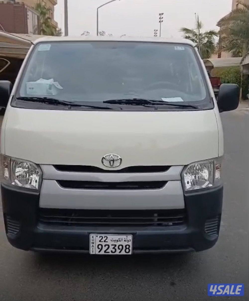 للبيع باص هياس موديل2021 نصف مقفل مع وحدة تبريد4