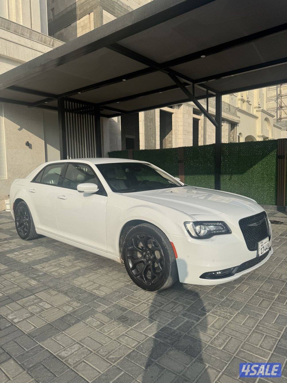 كرايزلرS) C300) عداد 61 الف وارد الملا0