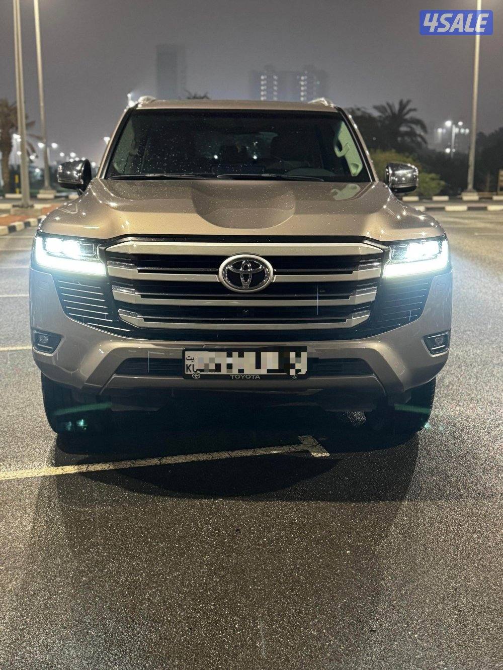 لاند كروزر VX 2023 برونزي4