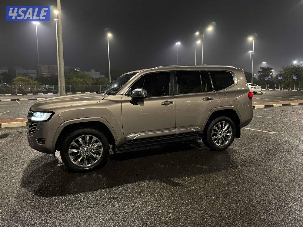 لاند كروزر VX 2023 برونزي6