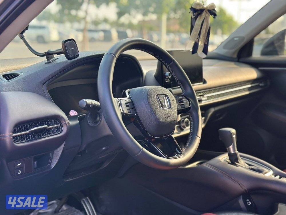 ZRV موديل 2024 صبغ وكالة ماشي 18 الف9