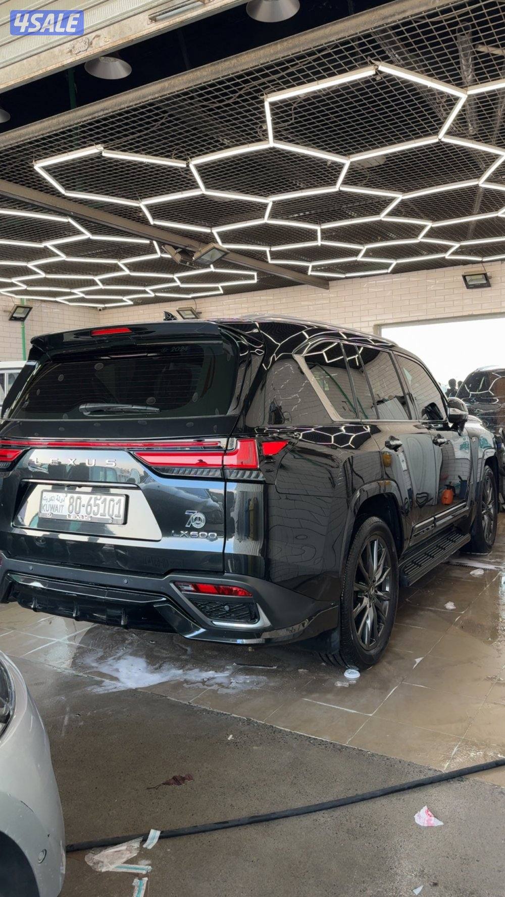 لكزس 2024 fsport4