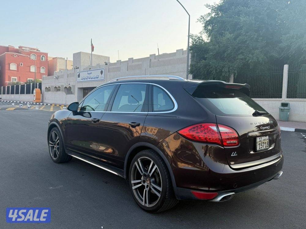 للبيع بورش كايين S موديل 20143