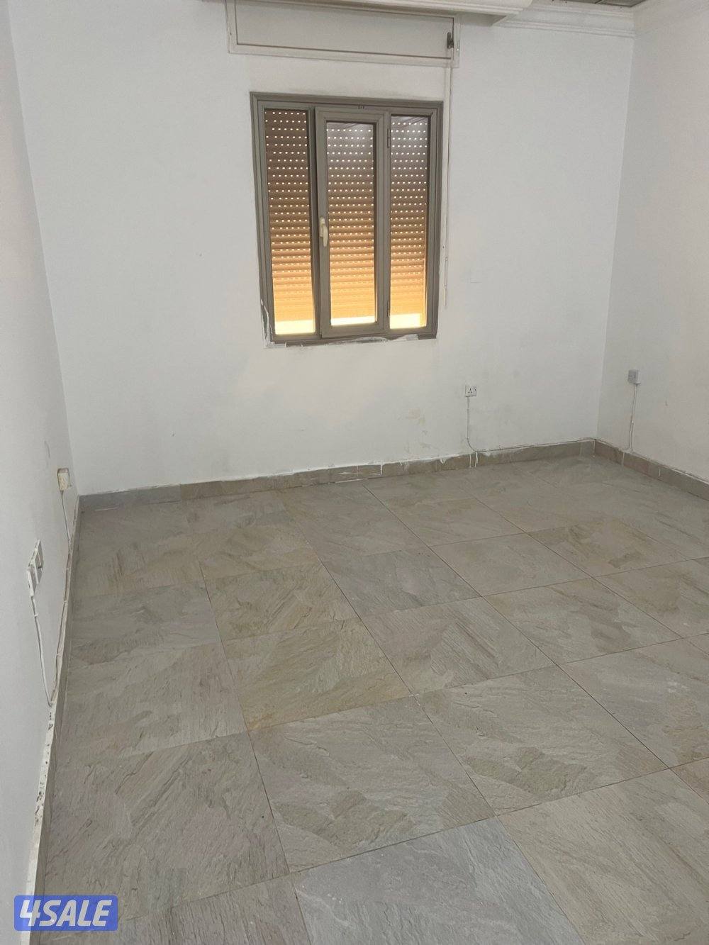 للايجار شقه في هديه قطعه 4 دور اول مصعد سنترال سراميك سوبر ديلوكس1