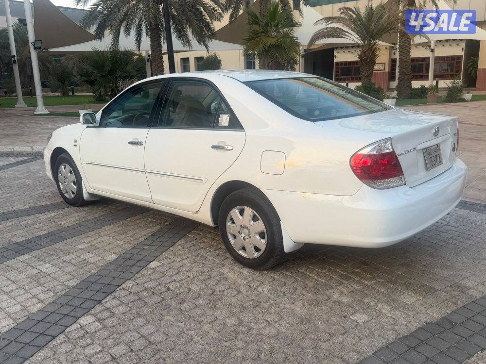 كامري موديل 2003 بحالة الوكالة4