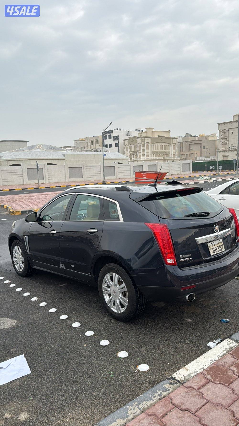 للبيع جيب كاديلاك موديل 2015 وارد الغانم3