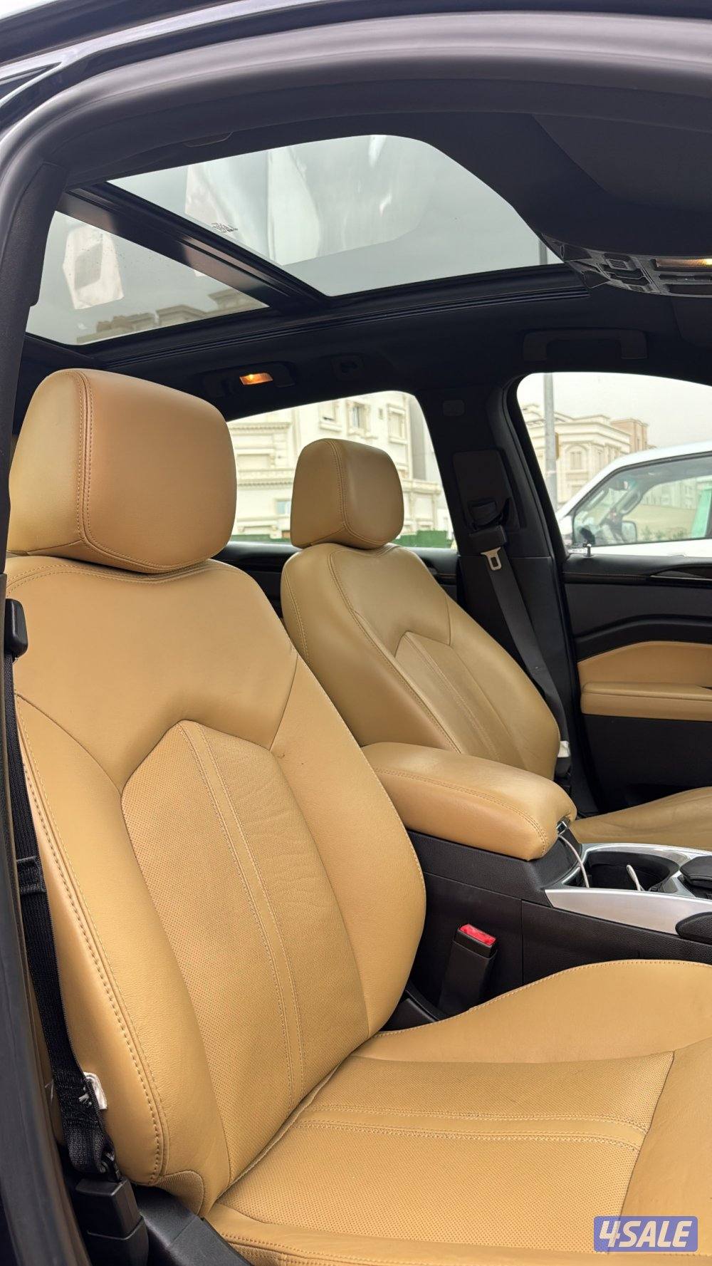 للبيع جيب كاديلاك موديل 2015 وارد الغانم7