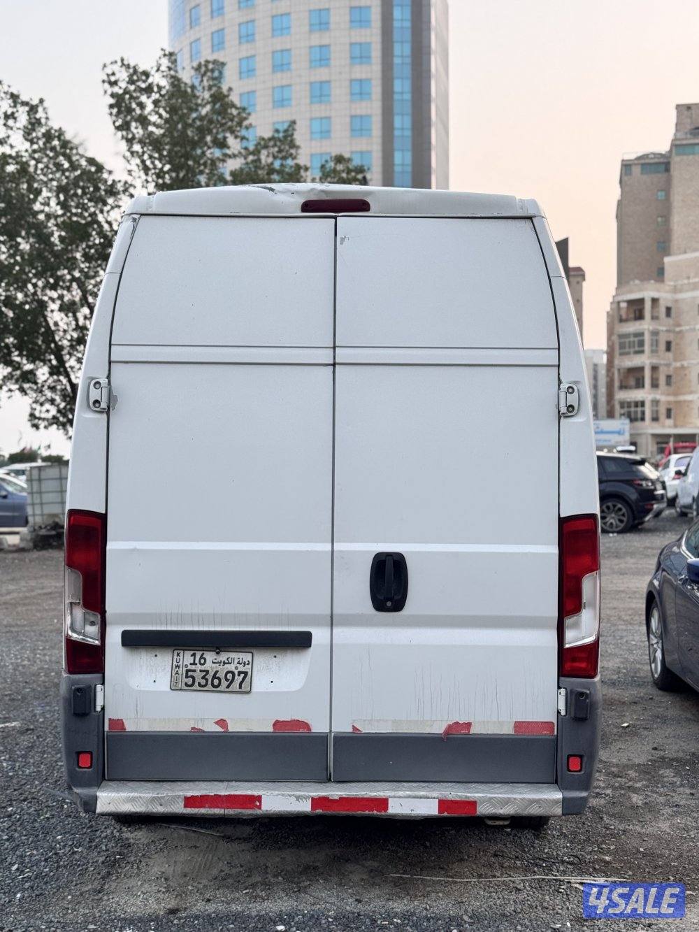 بيجو بوكسر LH330 / ورشه متنقله / موديل 20166