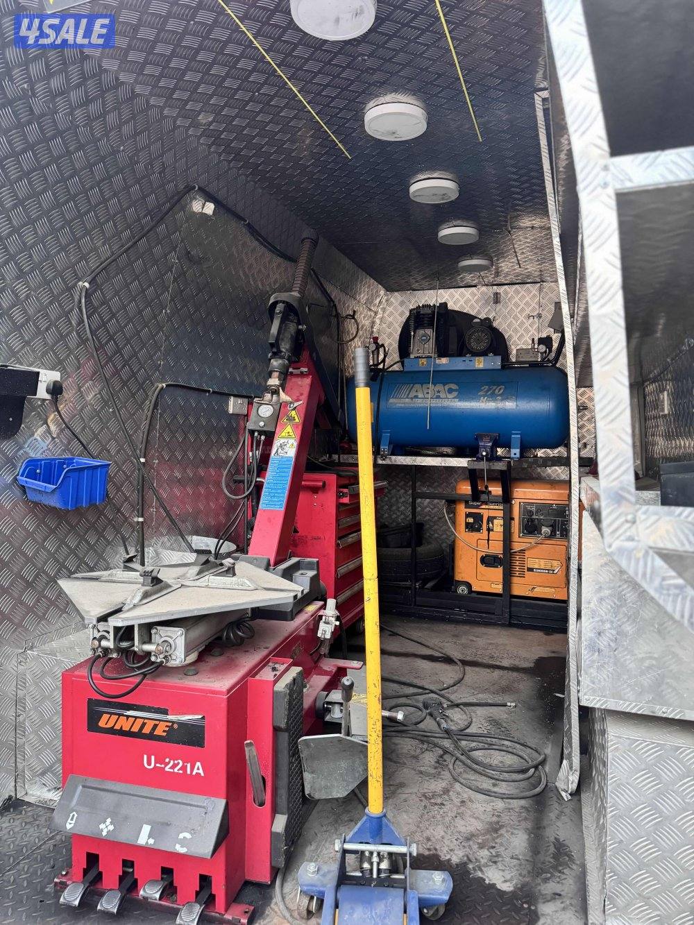 بيجو بوكسر LH330 / ورشه متنقله / موديل 20167