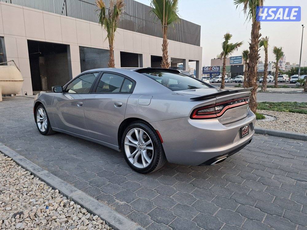 النشاما لبيع وشراء السيارات دوج تشارجر1