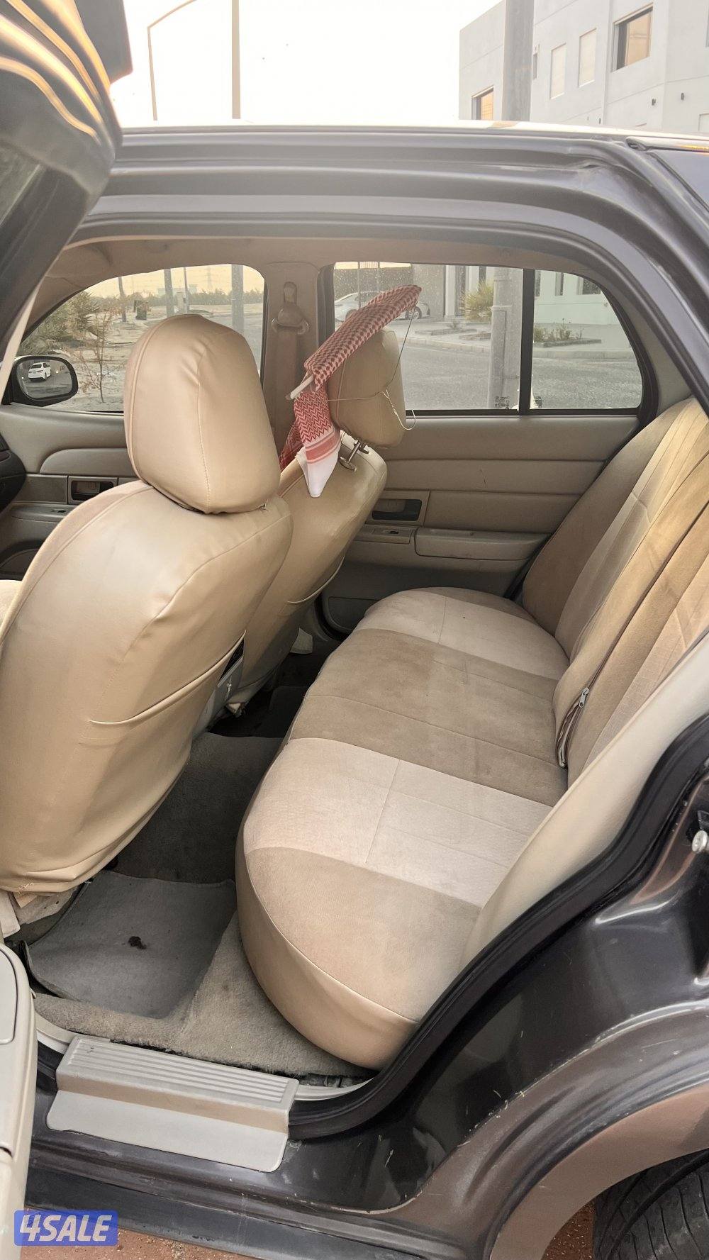 فورد فكتوريا شرط الفحص3