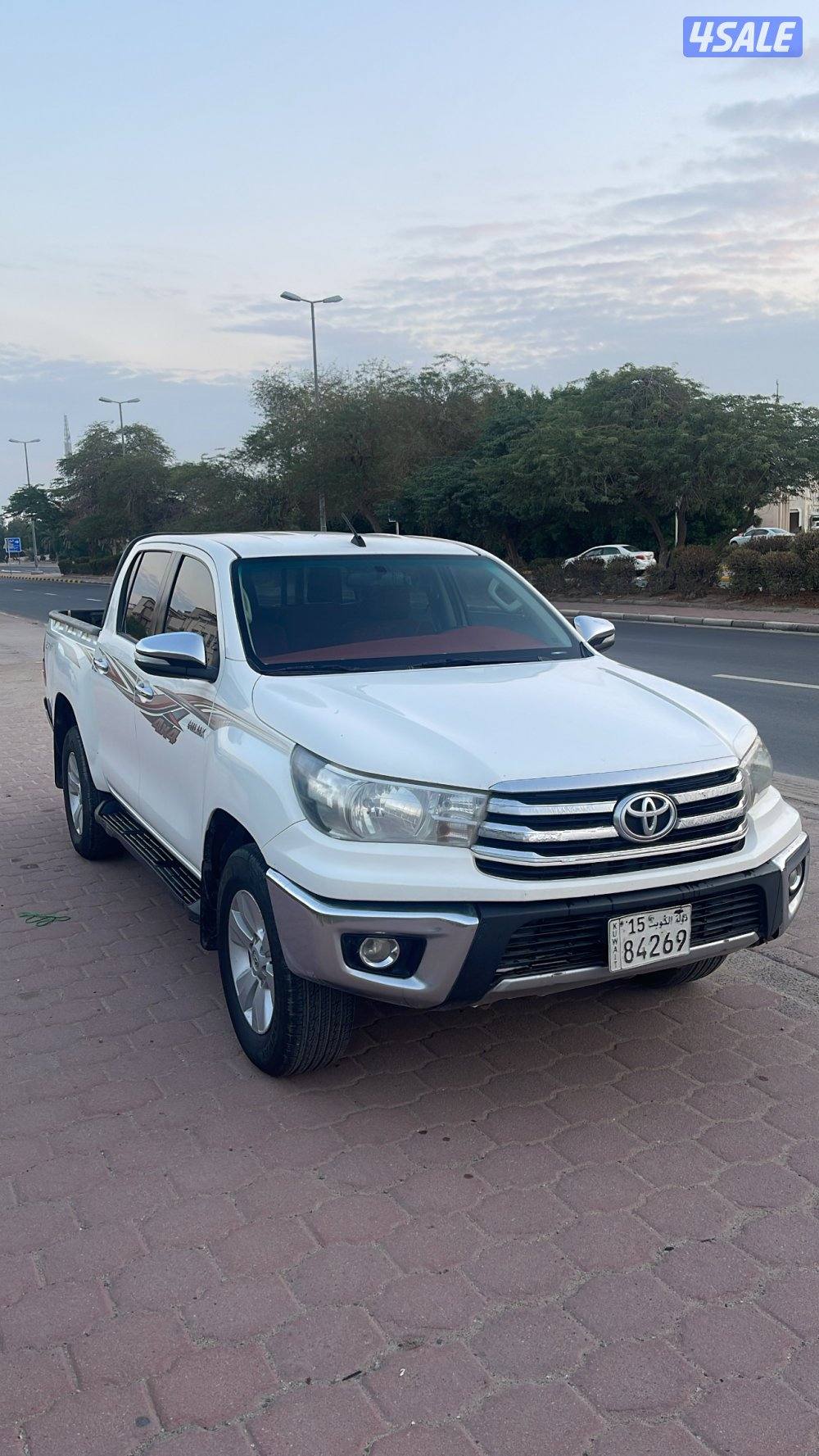 للبيع هايلكس بحاله فوق ممتازه0