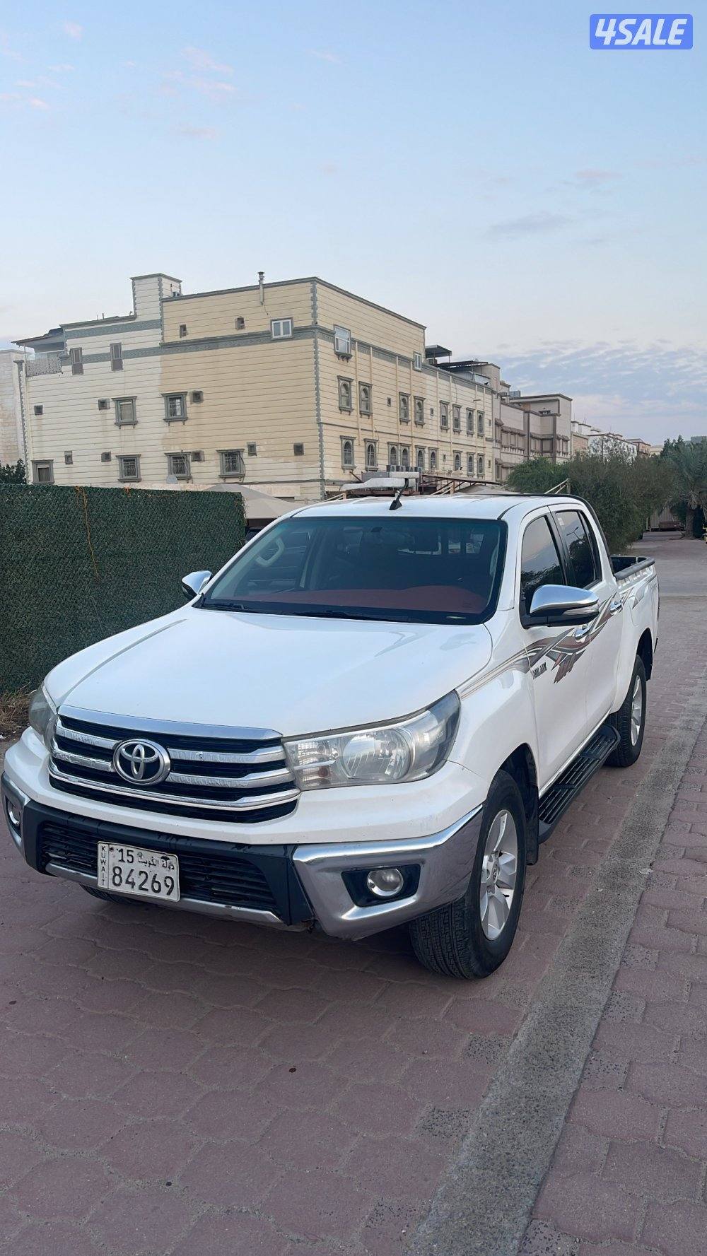 للبيع هايلكس بحاله فوق ممتازه1