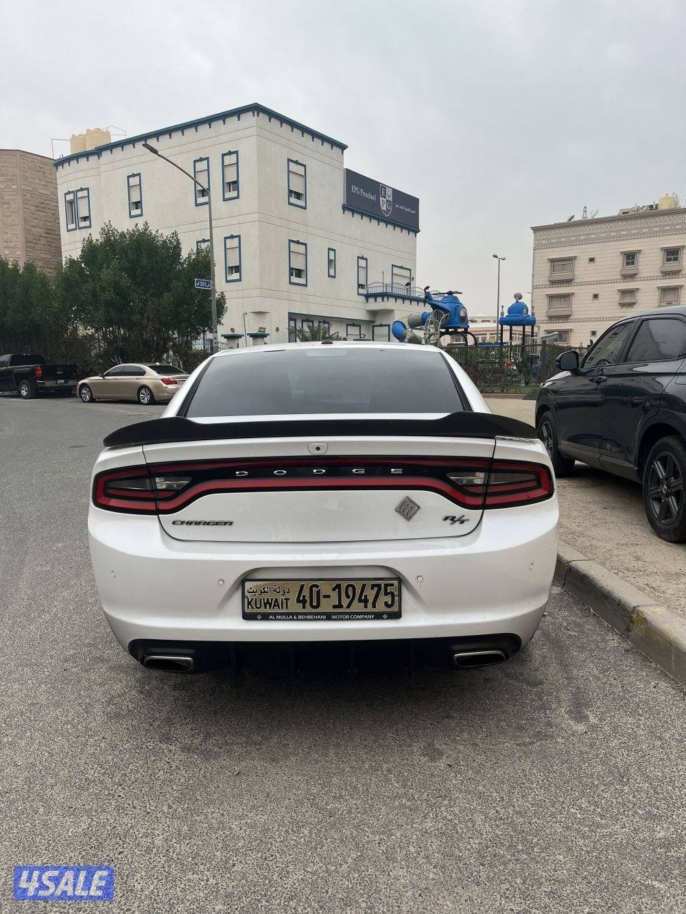 دودج تشارجر ٢٠١٦ RT ٨ سلندر1