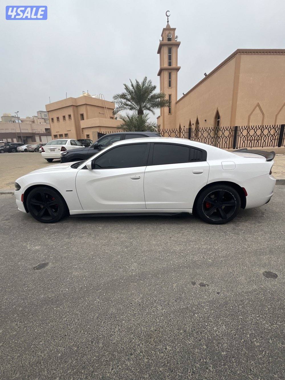 دودج تشارجر ٢٠١٦ RT ٨ سلندر2