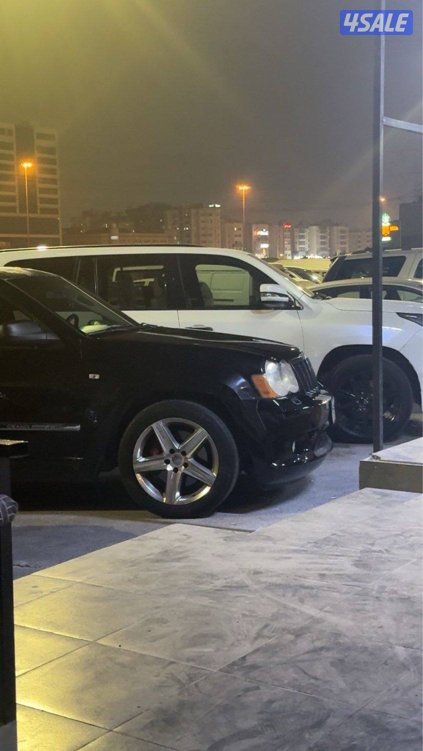 للبيع شيروكي SRT8 بحالة الوكاله1
