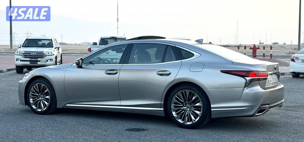 لكزس LS 500 الساير 20199