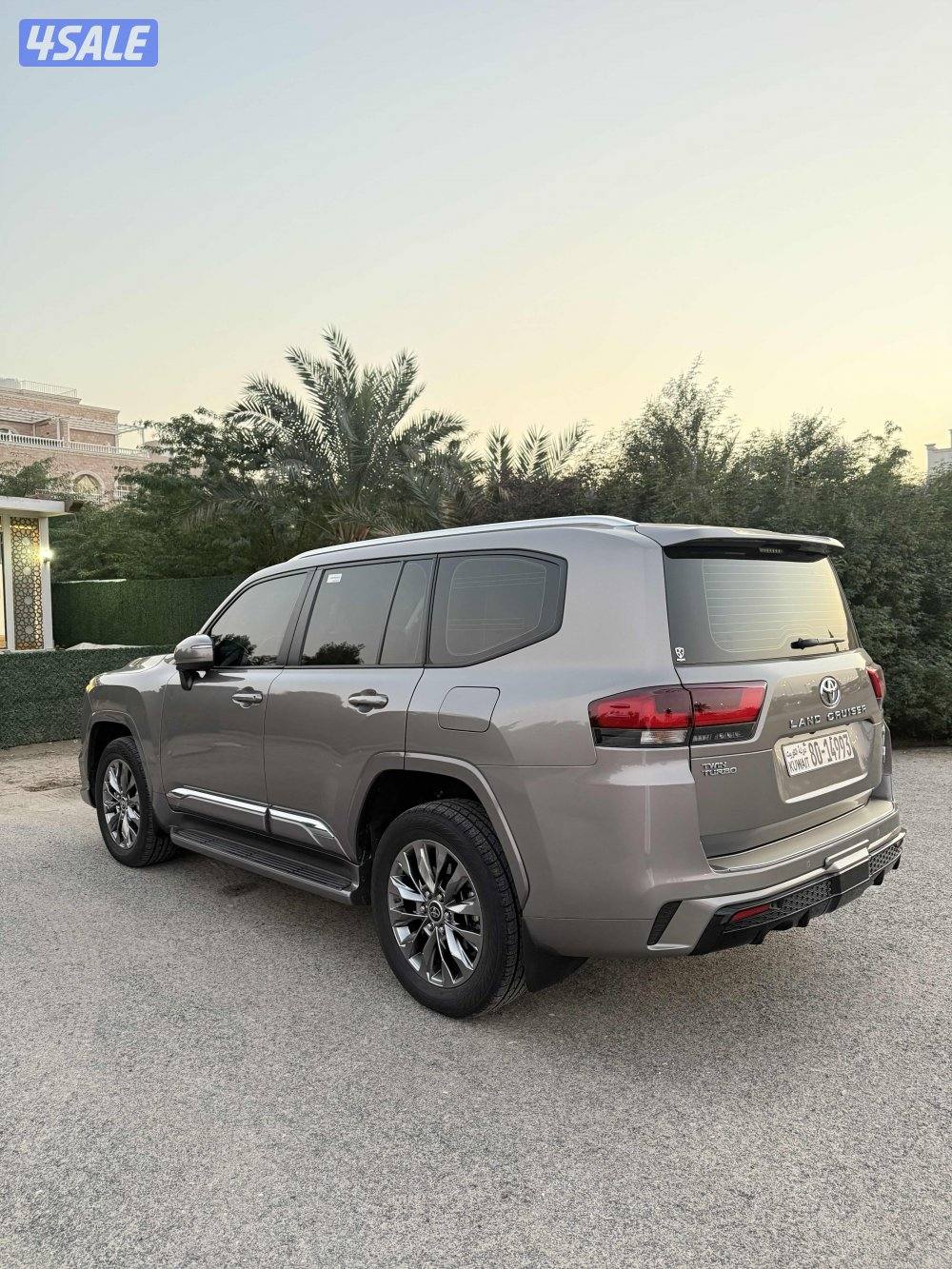 لاند كروزر4