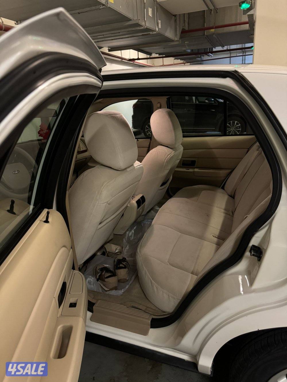 فورد فكتوريا شرط الفحص بدي وكاله يعتبر من النوادر5