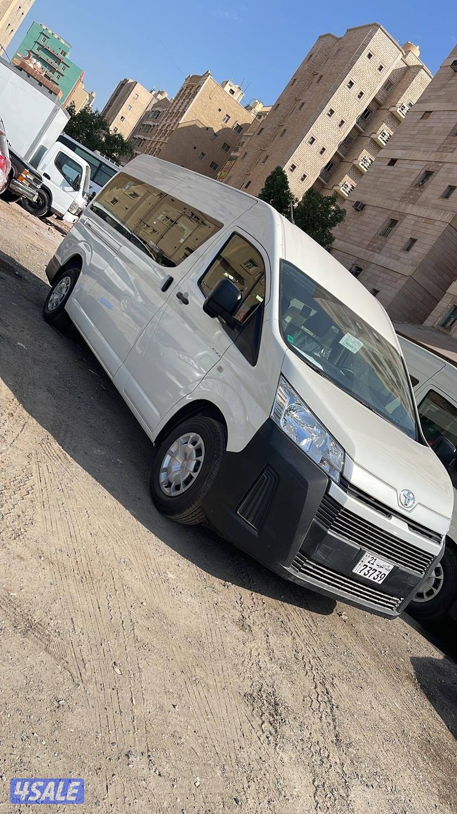 تأجير جميع أنواع الباصات والسيارات0