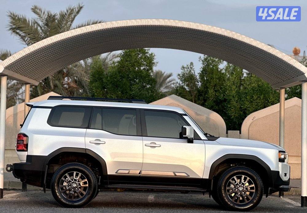 معرض القمة🚩3