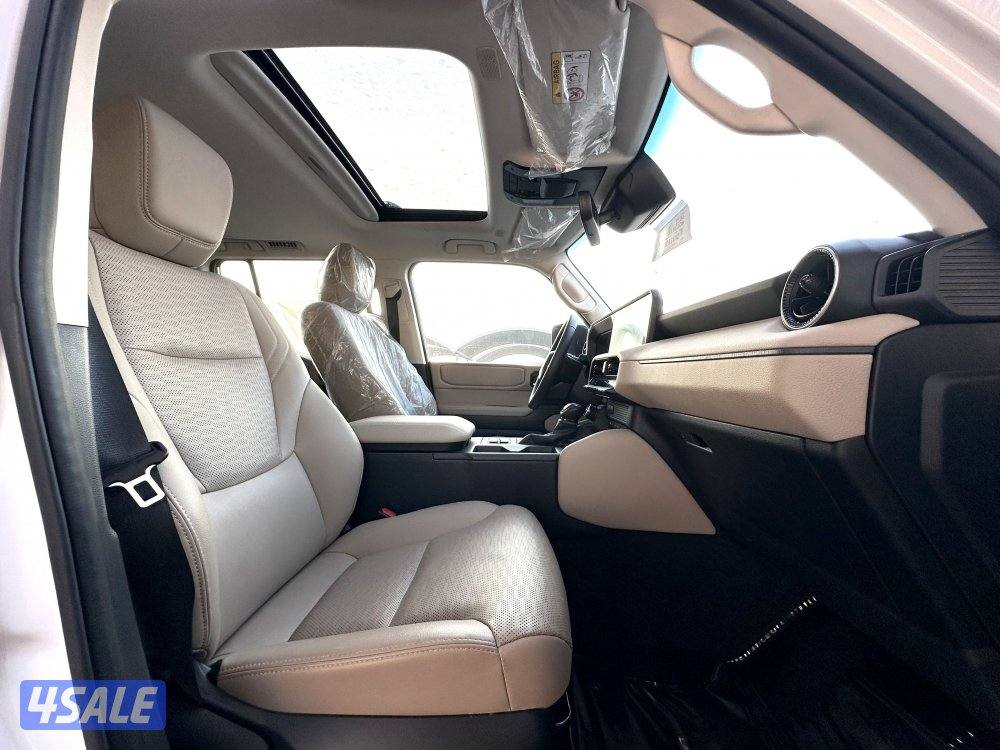 معرض القمة🚩8