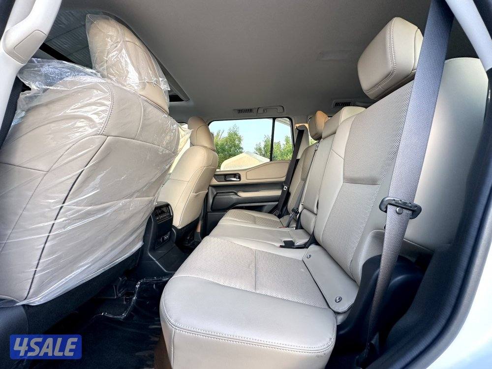 معرض القمة🚩9