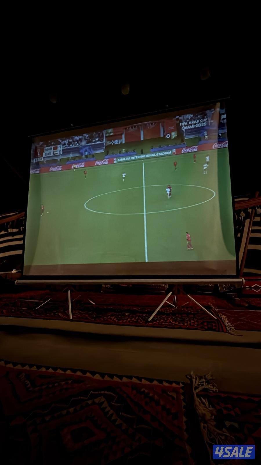 شاشات بروجكتر.1