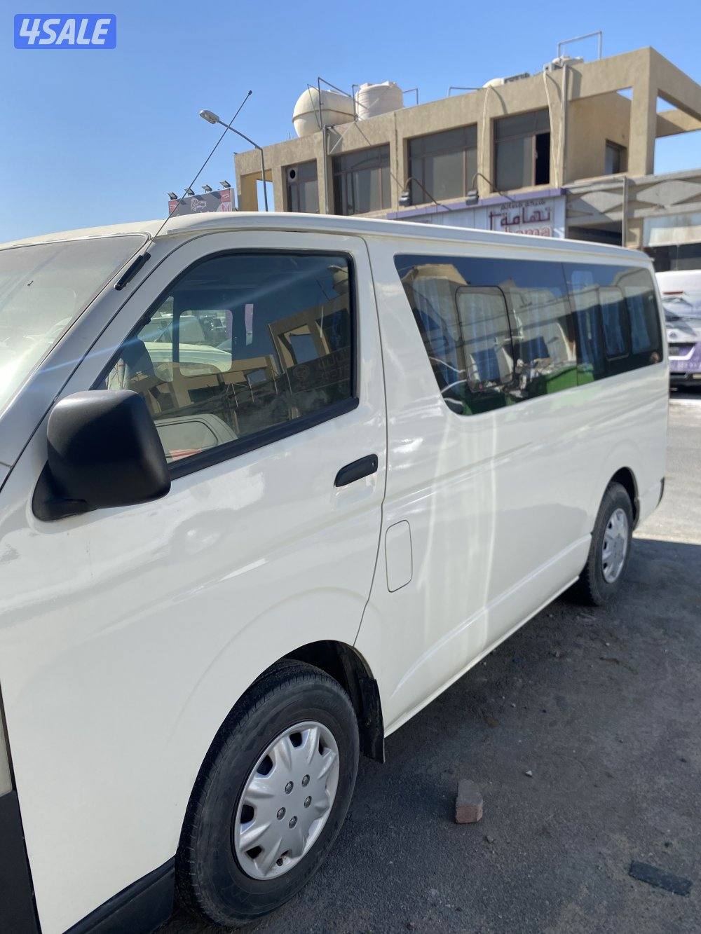 تأجير باص تويوتا هايس 2015 للإيجار الشهري بحالة ممتازة وتكييف قوي1