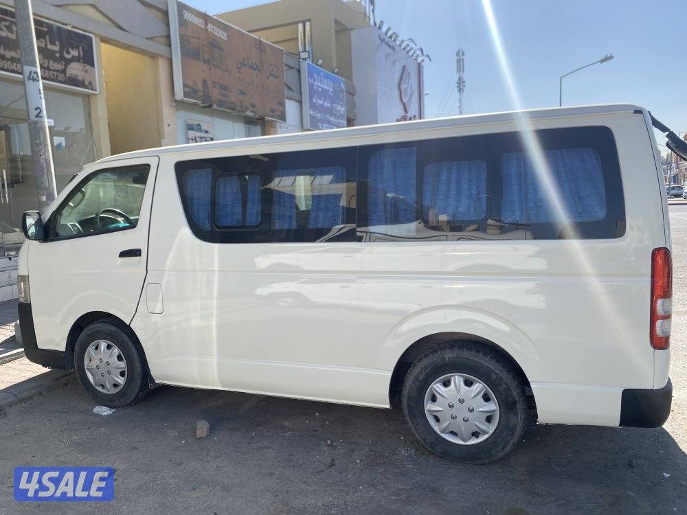 تأجير باص تويوتا هايس 2015 للإيجار الشهري بحالة ممتازة وتكييف قوي5