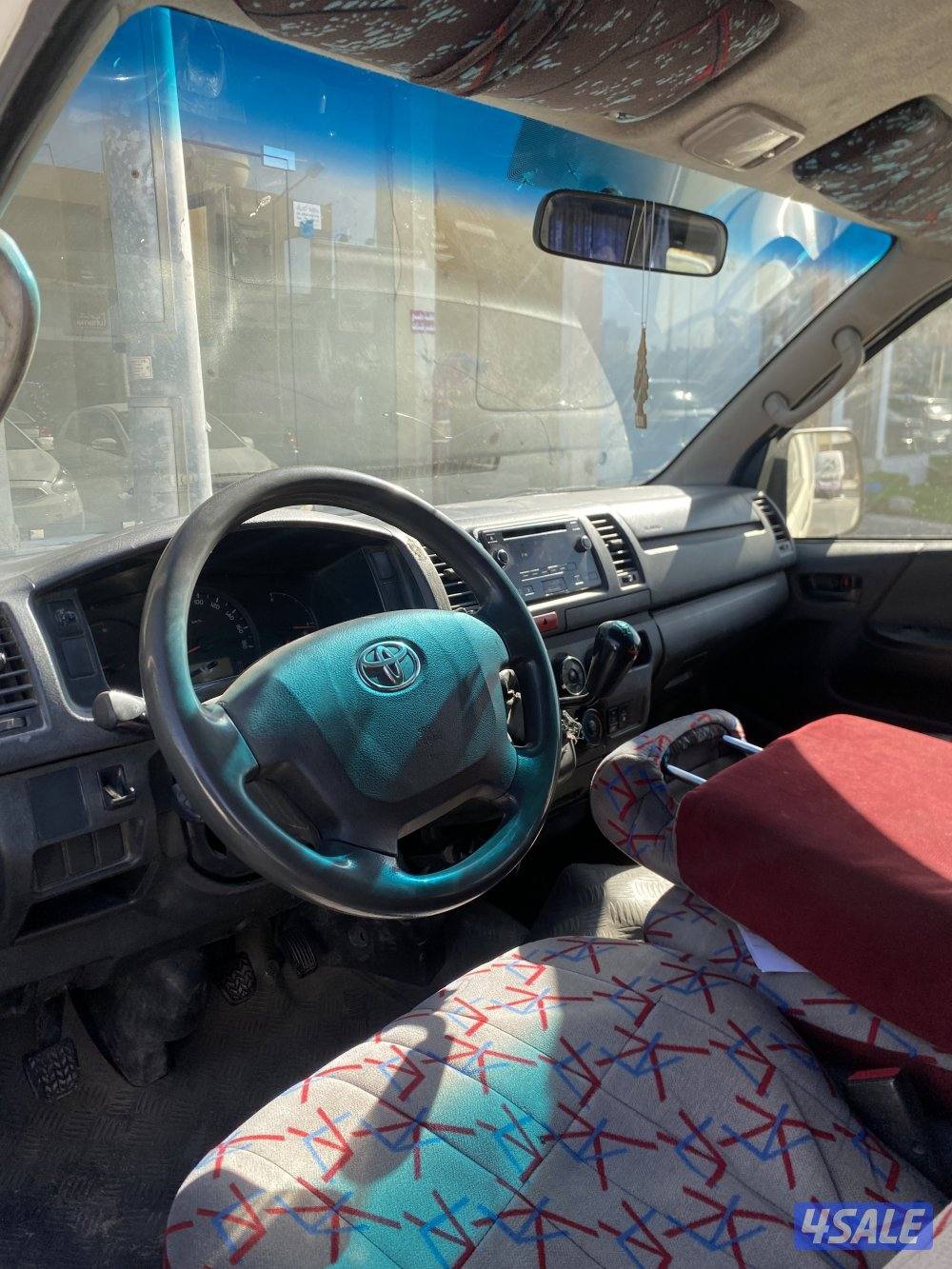 تأجير باص تويوتا هايس 2015 للإيجار الشهري بحالة ممتازة وتكييف قوي7