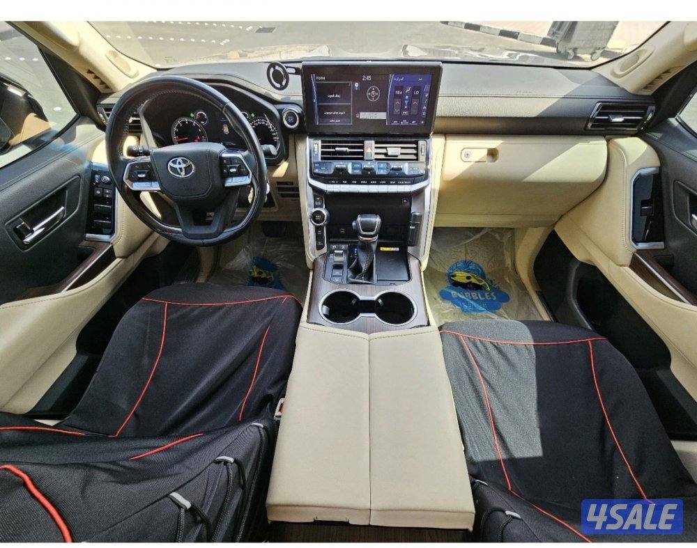 Land Cruiser 2022 gxr euro S twin turbo4