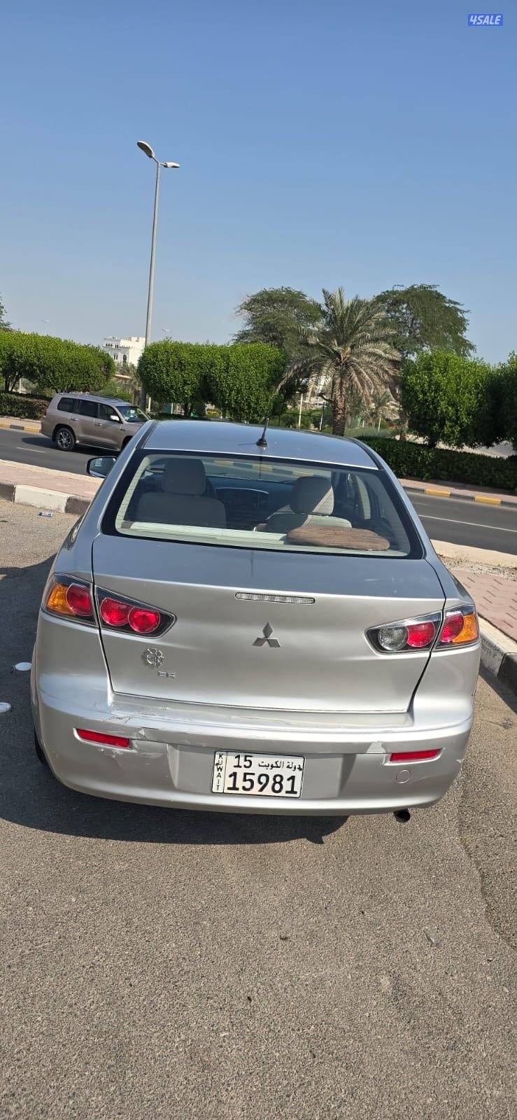 للبيع لانسر موديل ٢٠١٧ ماشي ١٨٠ فحص مكينه قير شاصي3