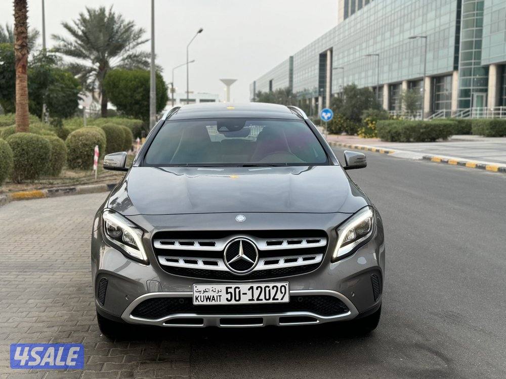 مرسيدس GLA250 موديل 2018 عداد 34 صبغ الوكاله2