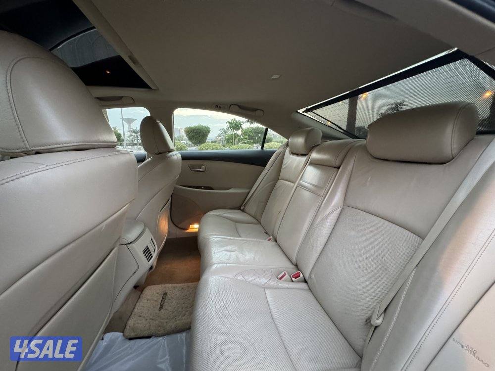 لكزس ES350 موديل 2010 بحاله الوكاله سيرفس وكاله6