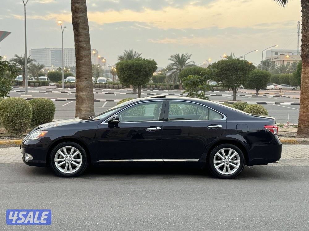 لكزس ES350 موديل 2010 بحاله الوكاله سيرفس وكاله9