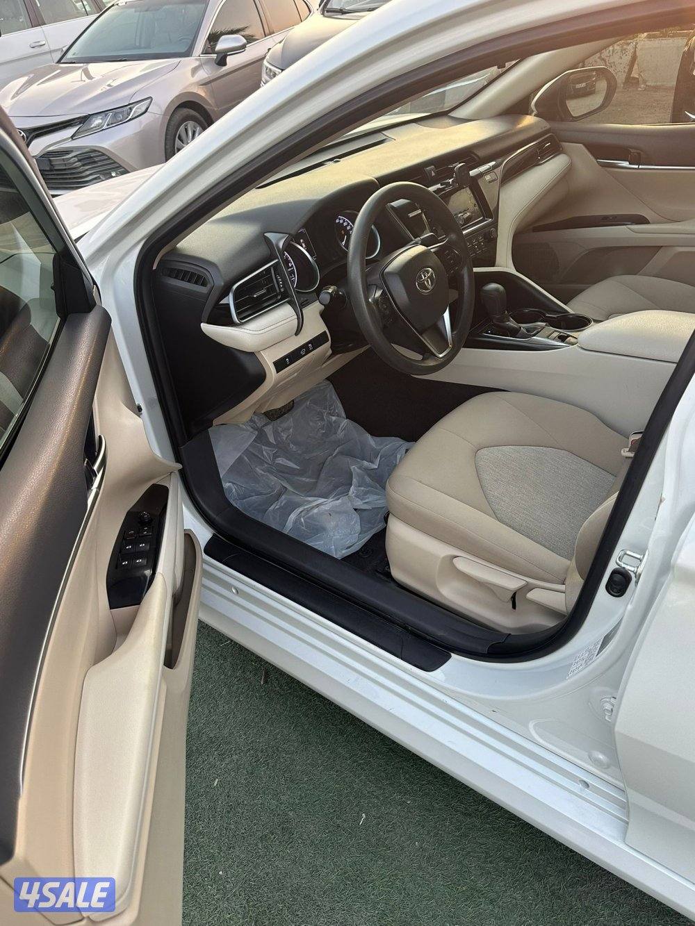 تويوتا كامري GL8