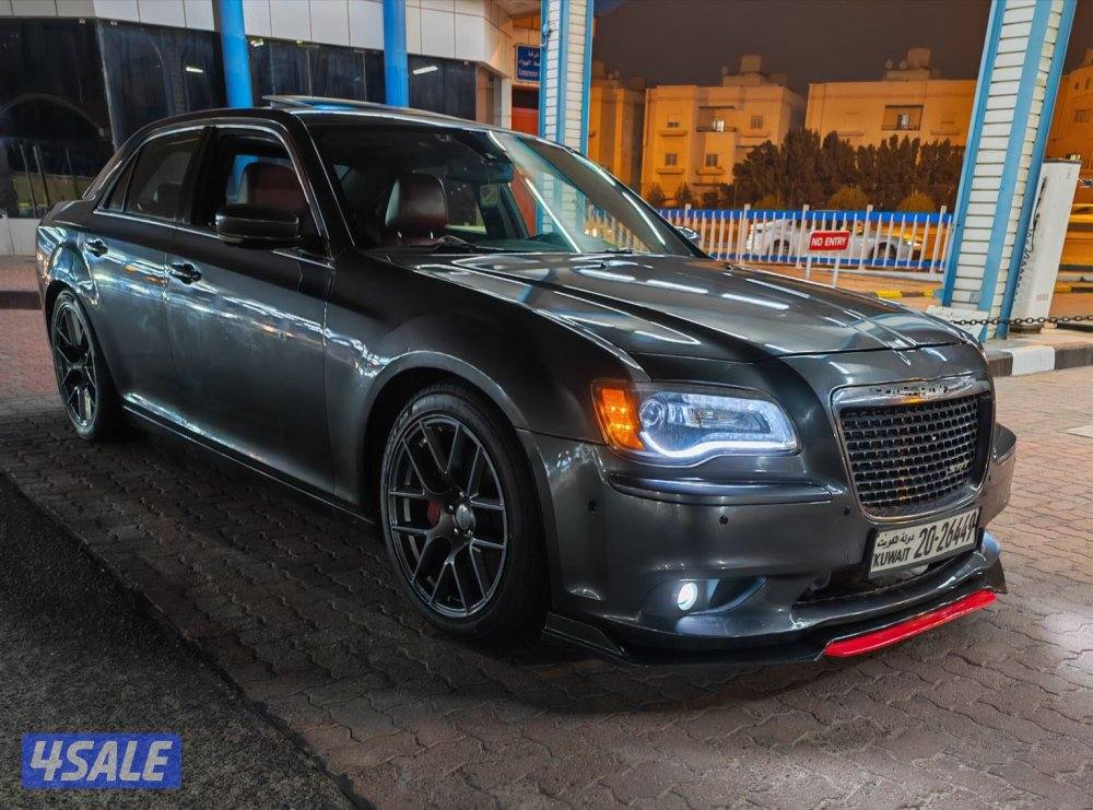 كرايسلر SRT 6.4 اصلي0
