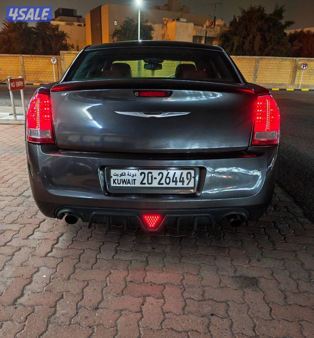 كرايسلر SRT 6.4 اصلي10