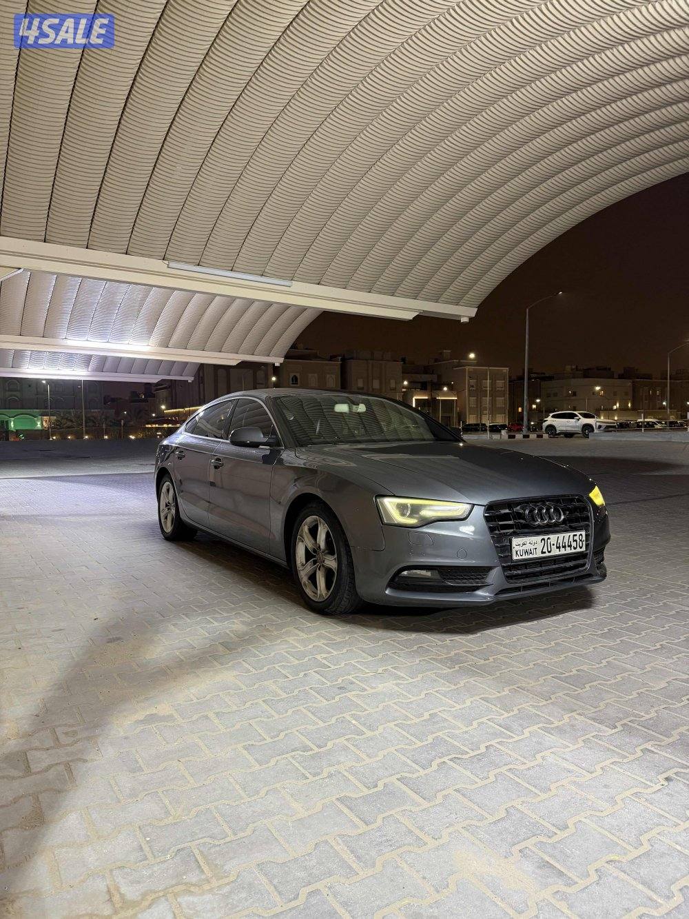 للبيع اودي A50