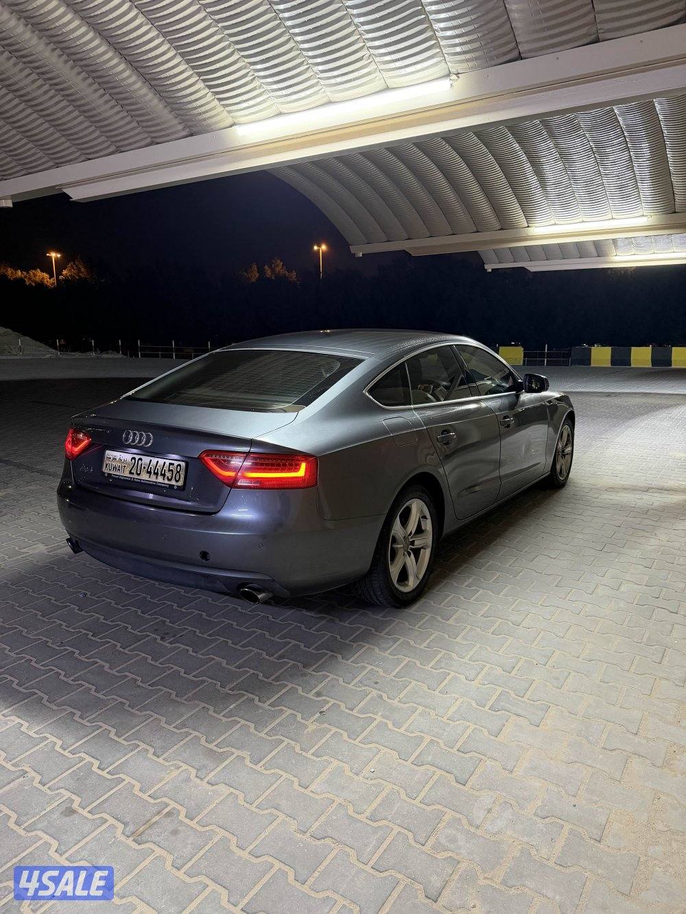 للبيع اودي A54