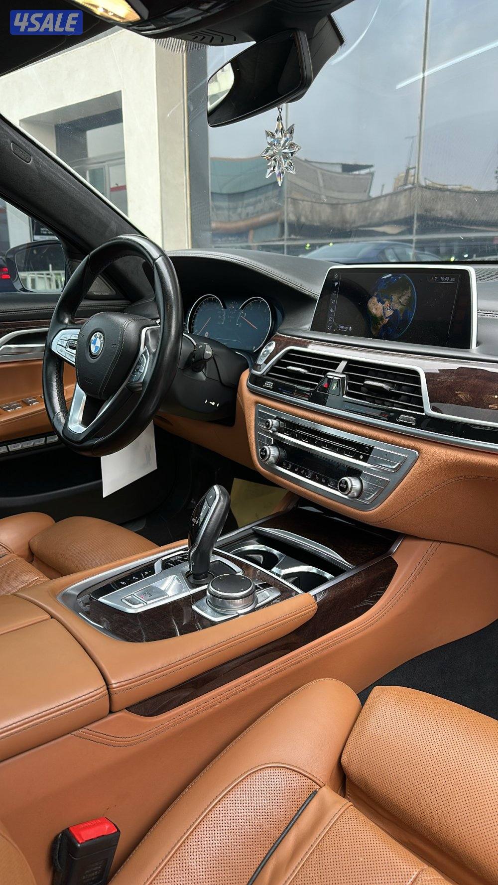 BMW 740li4