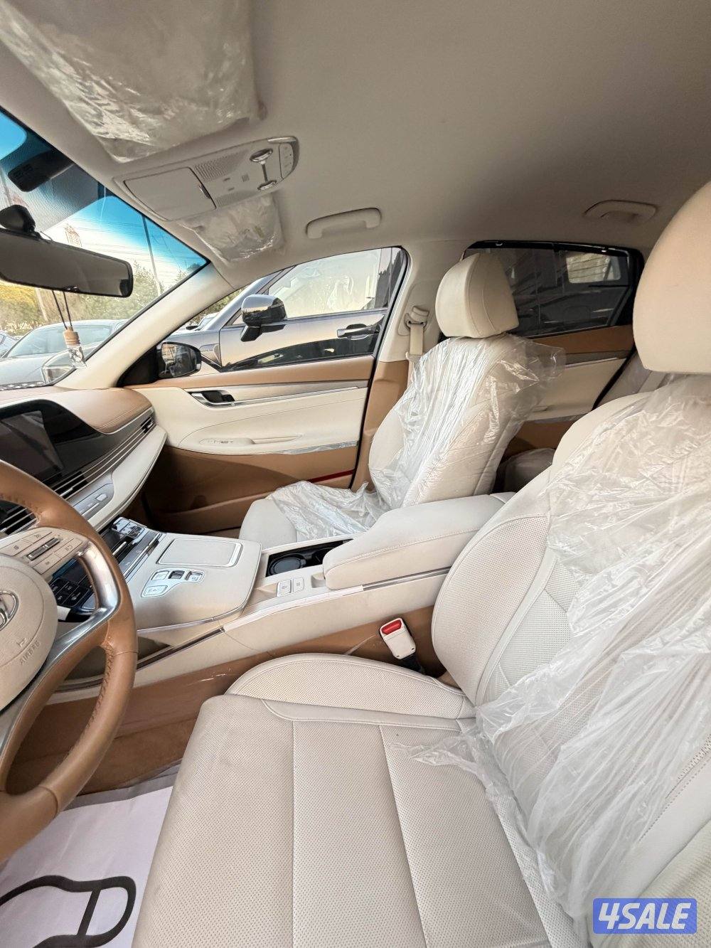 أزيرا 2023 مستعمل نضيف جدا7