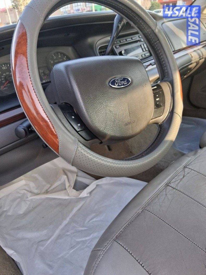 للبيع فورد كروان فكتوريا موديل ٢٠١١ ماشى ١٩٠ شرط الفحص4