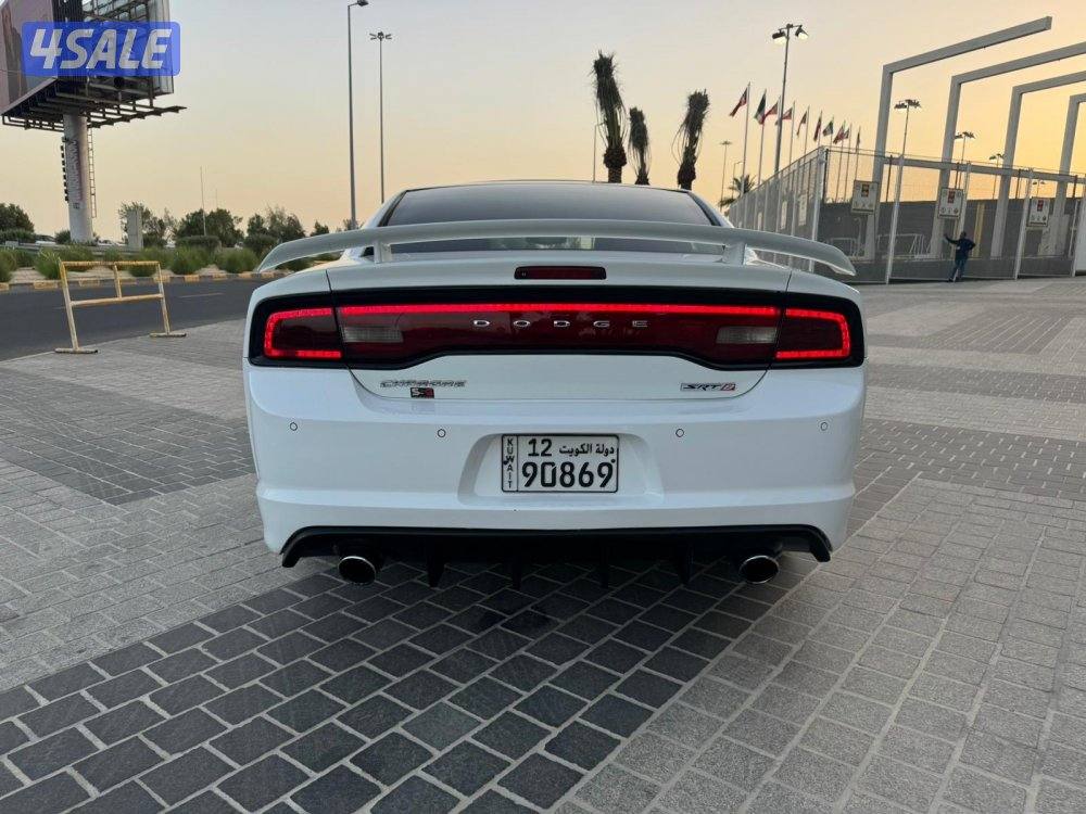 دوج تشارجر // SRT 8 // 2013 //1